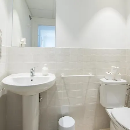 Flatsforyou La Marina Apartment